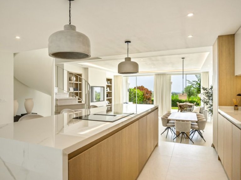 Town House for Sale in Benahavis, Malaga, La Quinta 5