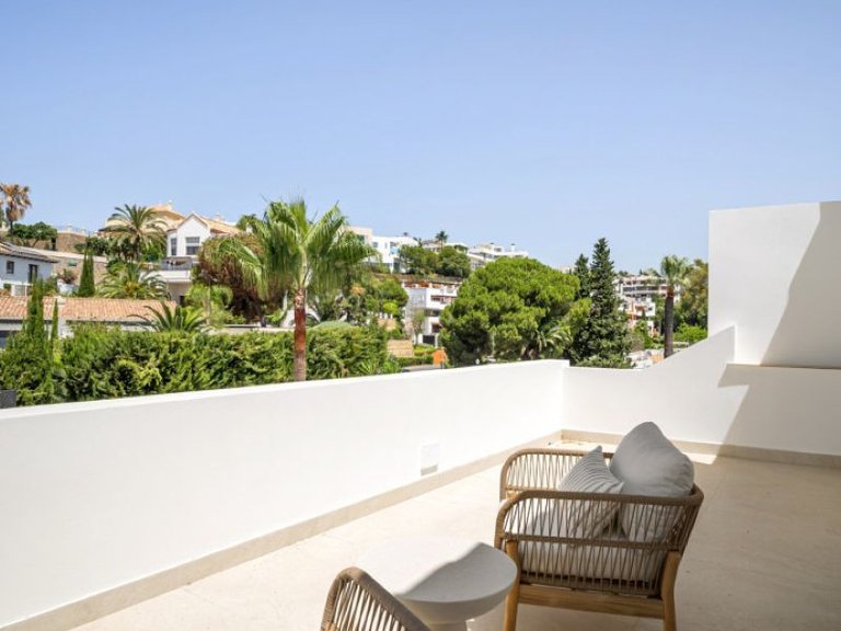 Town House for Sale in Benahavis, Malaga, La Quinta 28