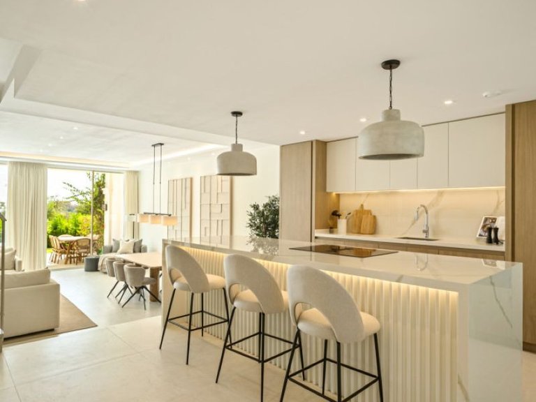 Town House for Sale in Benahavis, Malaga, La Quinta 6