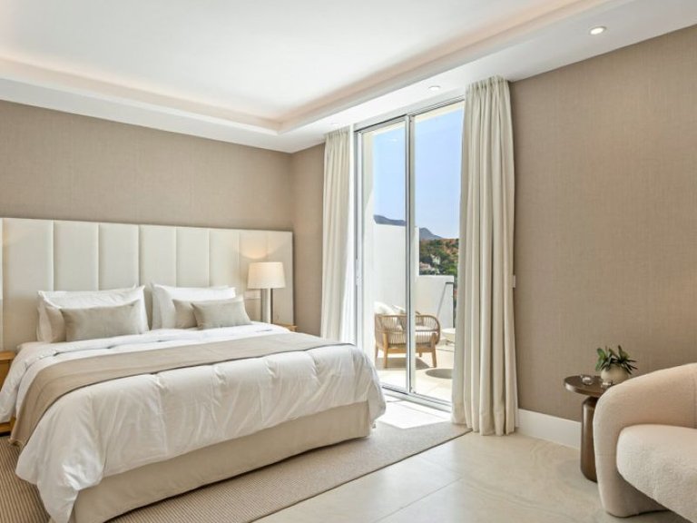 Town House for Sale in Benahavis, Malaga, La Quinta 20