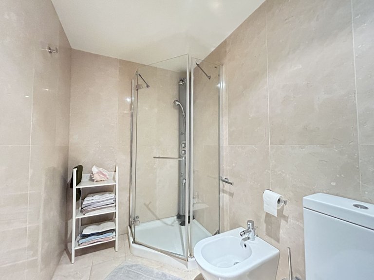 Apartment for Sale in Marbella, Malaga 30