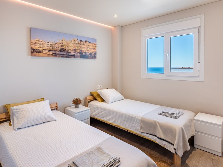 Apartment for sale in Benalmadena, Malaga 2