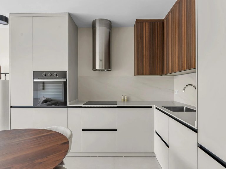 Apartment for Sale in Benahavis, Malaga, Los Almendros 3