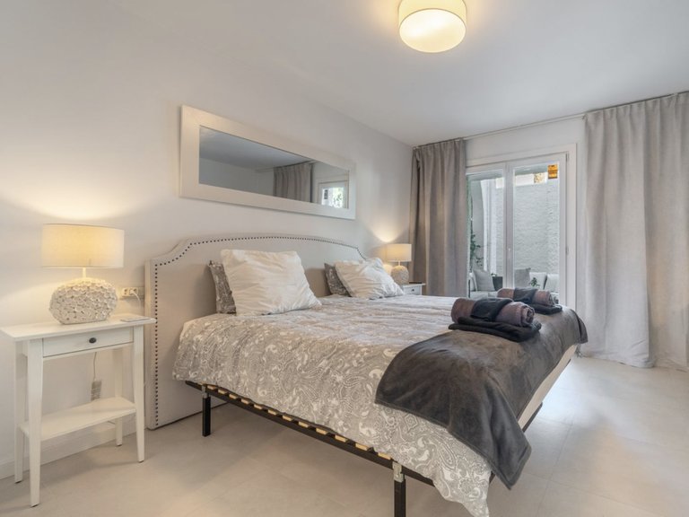 Town House for Sale in Marbella, Malaga, Nueva Andalucia 17