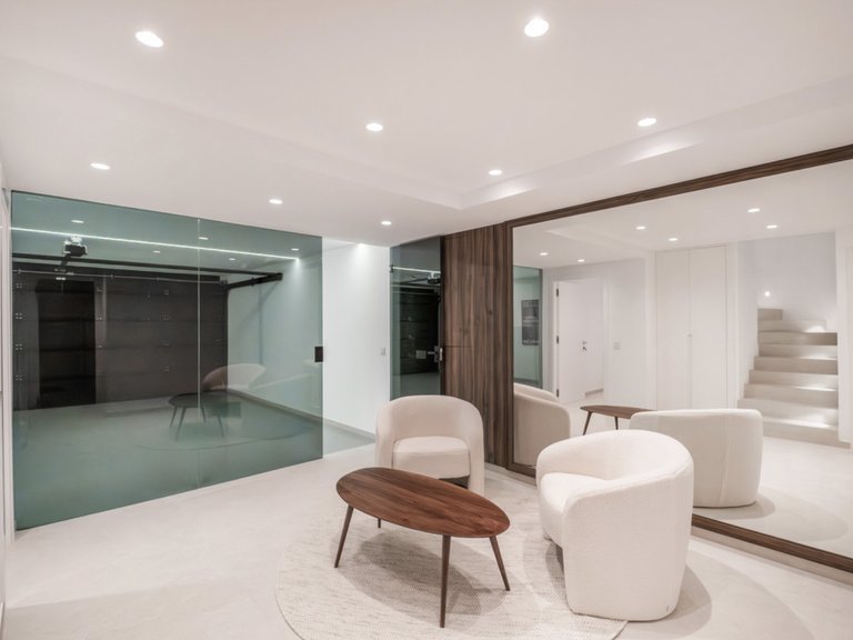 House for sale 18