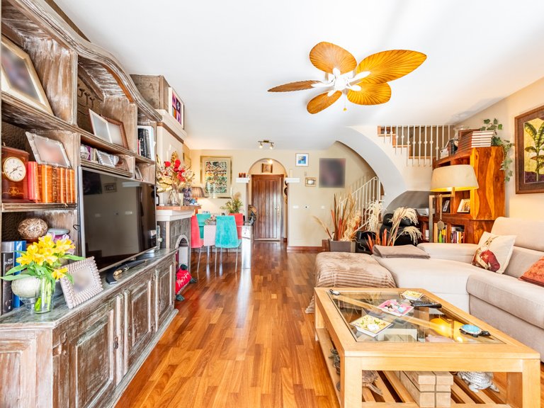 Semi-detached house for sale 11