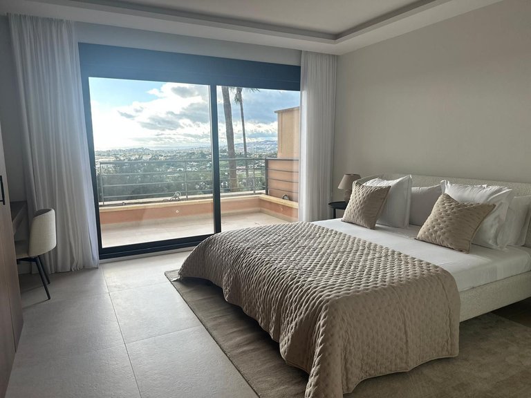Apartment for Sale in Marbella, Malaga 8