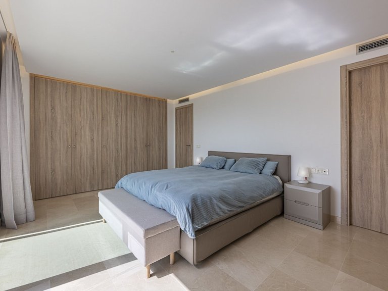 Town House for Sale in Benahavis, Malaga 24