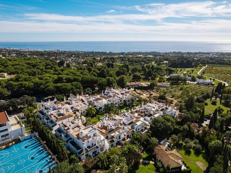 Apartment for Sale in Marbella, Malaga, Marbella Golden Mile 18