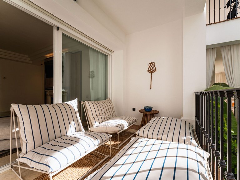 Apartment for Sale in Marbella, Malaga, Marbella Golden Mile 13