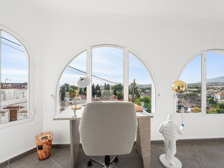 Town House for Sale in Marbella, Malaga, Nueva Andalucia 13