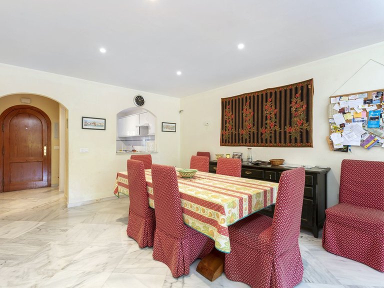 Town House for Sale in Marbella, Malaga, Nueva Andalucia 8