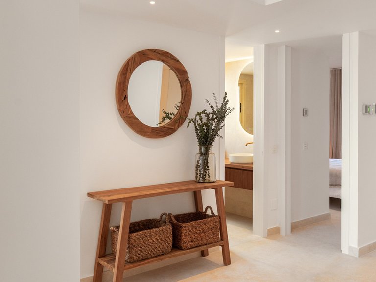 Apartment for Sale in Marbella, Malaga, Nueva Andalucia 9