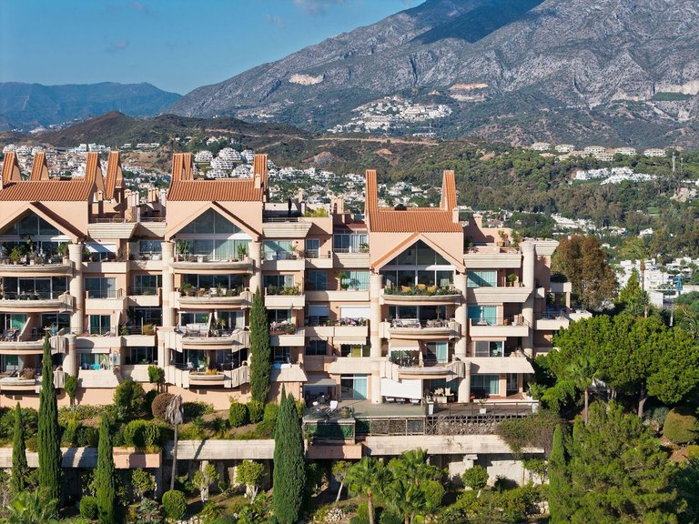 Apartment for Sale in Marbella, Malaga 1