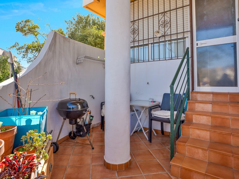 Apartment for Sale in Marbella, Malaga, Nueva Andalucia 17