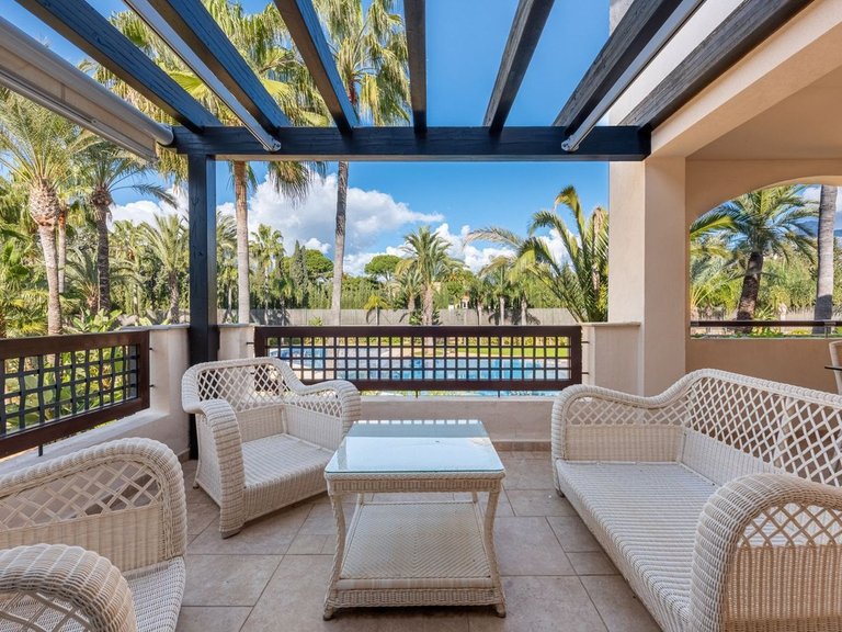 Apartment for Sale in Marbella, Malaga, Nueva Andalucia 5