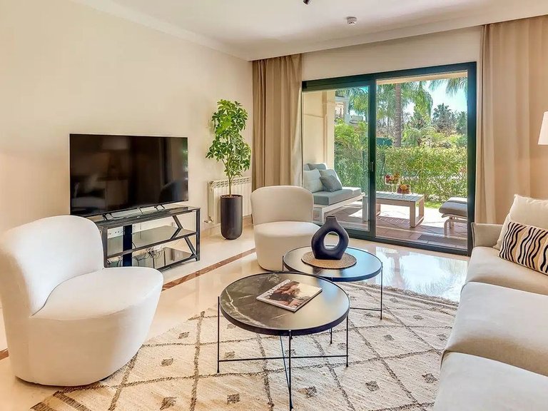 Apartment for Sale in Marbella, Malaga 23