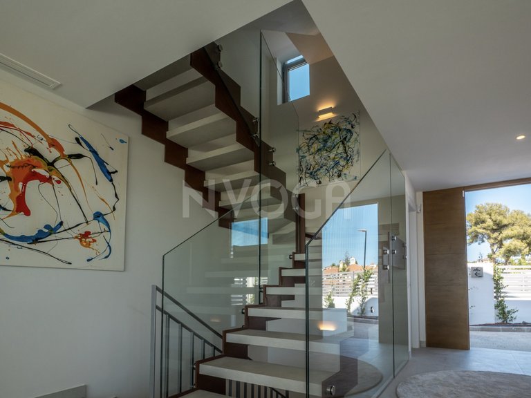 Treetops Villa 12 – Modern Elegans med Panoramautsikt 11