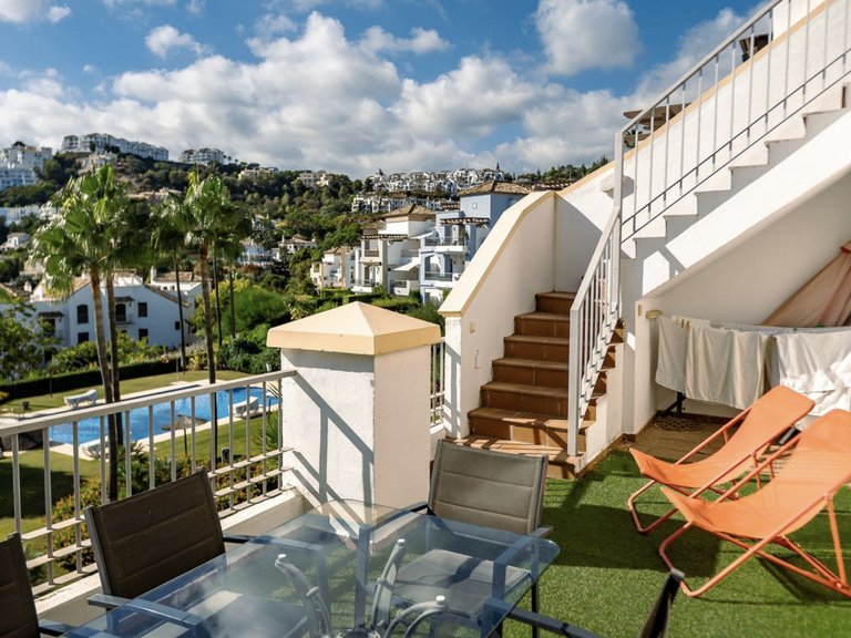 Excellent Investment – Penthouse with Private Rooftop Terrace in La Torre, Los Arqueros Golf 4
