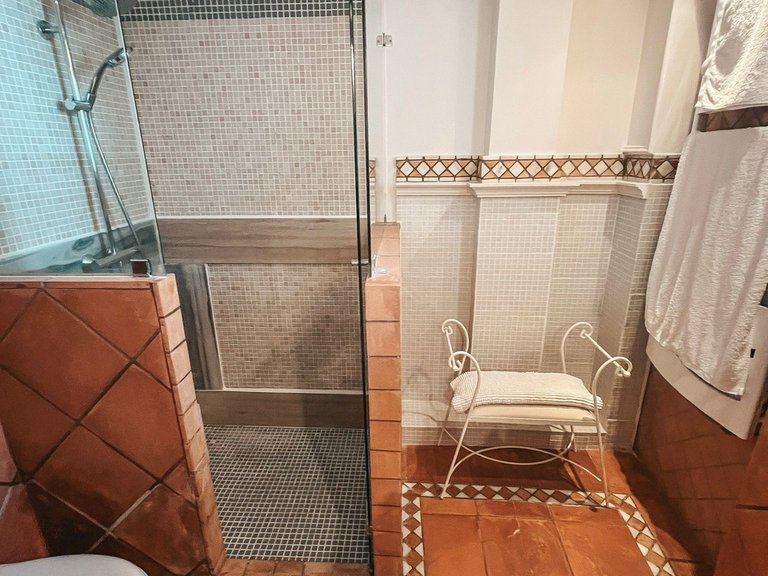 Villa for Sale in Marbella, Malaga 19