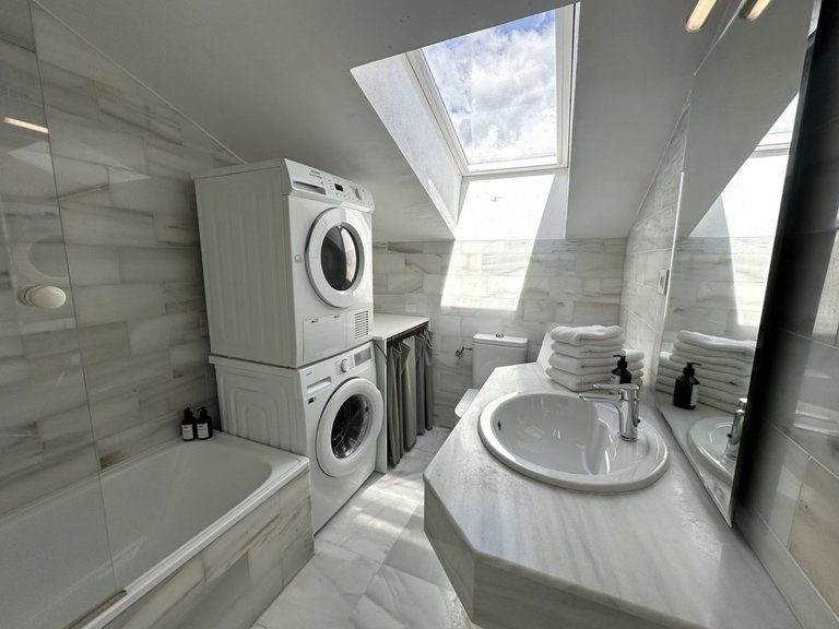 Town House for Sale in Marbella, Malaga, Nueva Andalucia 11