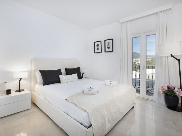Penthouse for Sale in Marbella, Malaga 10