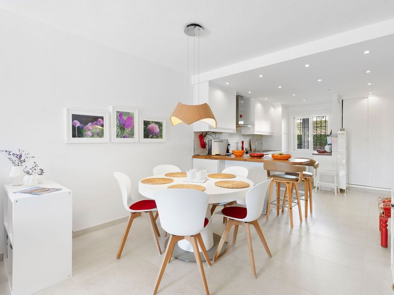 Apartment for Sale in Marbella, Malaga 12