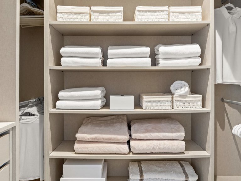 Apartment for Sale in Marbella, Malaga 23