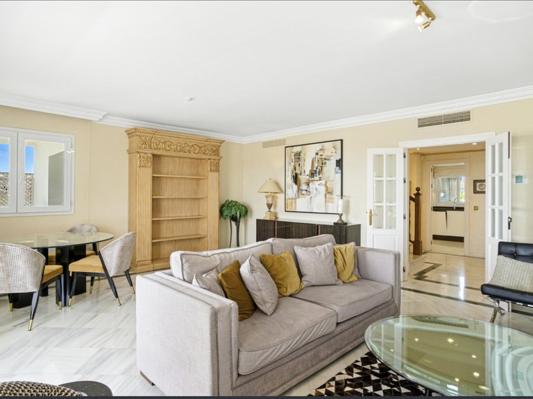 Town House for Sale in Marbella, Malaga 10