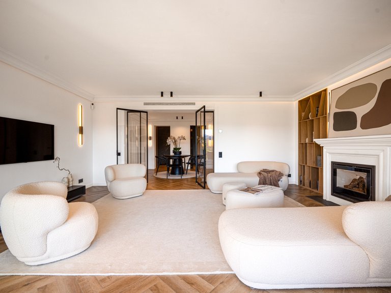 Town House for Sale in Benahavis, Malaga 8