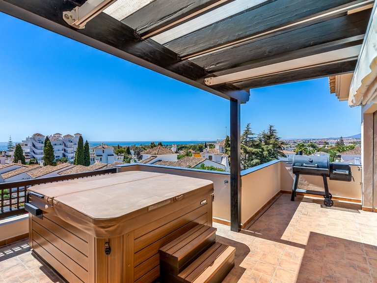 Penthouse for Sale in Marbella, Malaga 5