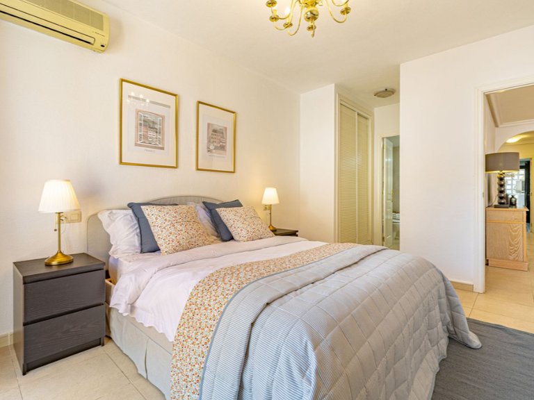 Apartment for Sale in Marbella, Malaga 9