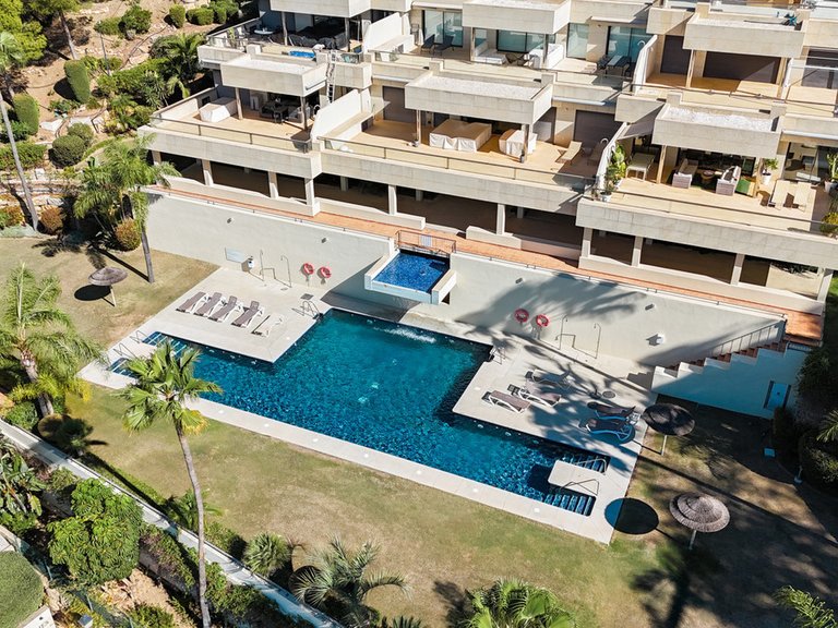 Apartment for Sale in Marbella, Malaga 38