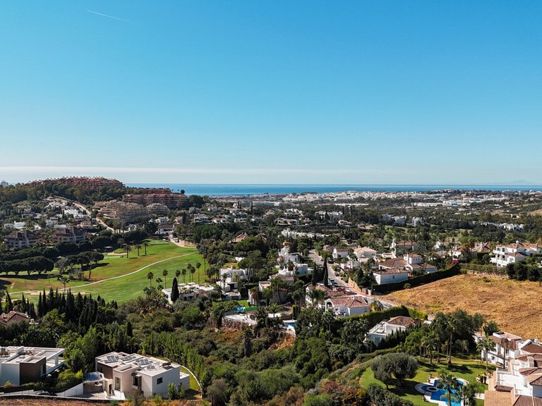 Apartment for Sale in Marbella, Malaga 24