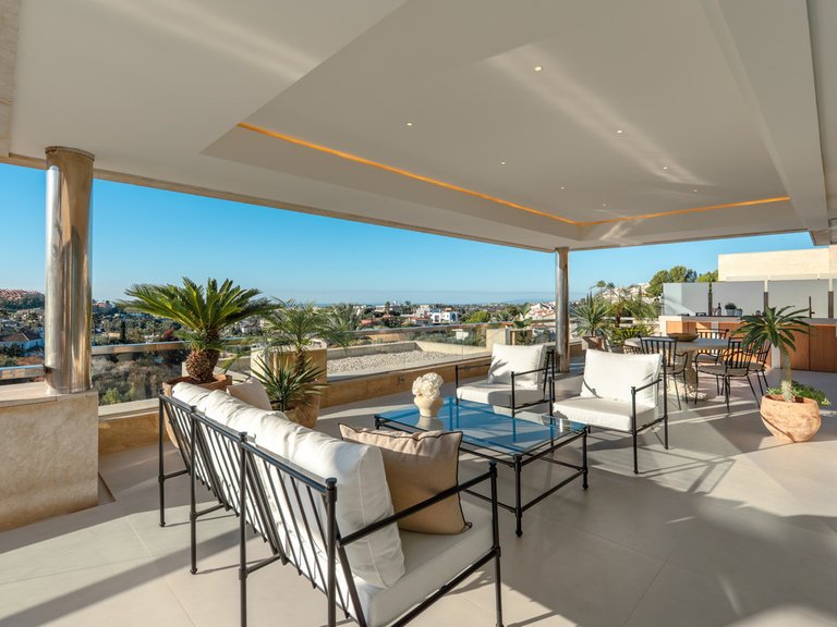 Apartment for Sale in Marbella, Malaga 1