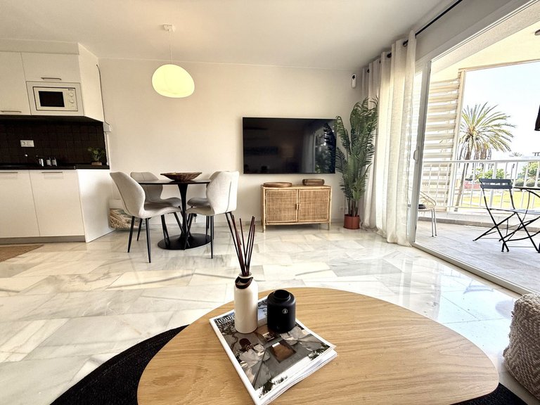 Apartment for Sale in San Pedro De Alcantara, Malaga 3