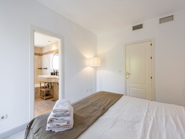 Apartment for Sale in Benahavis, Malaga 6