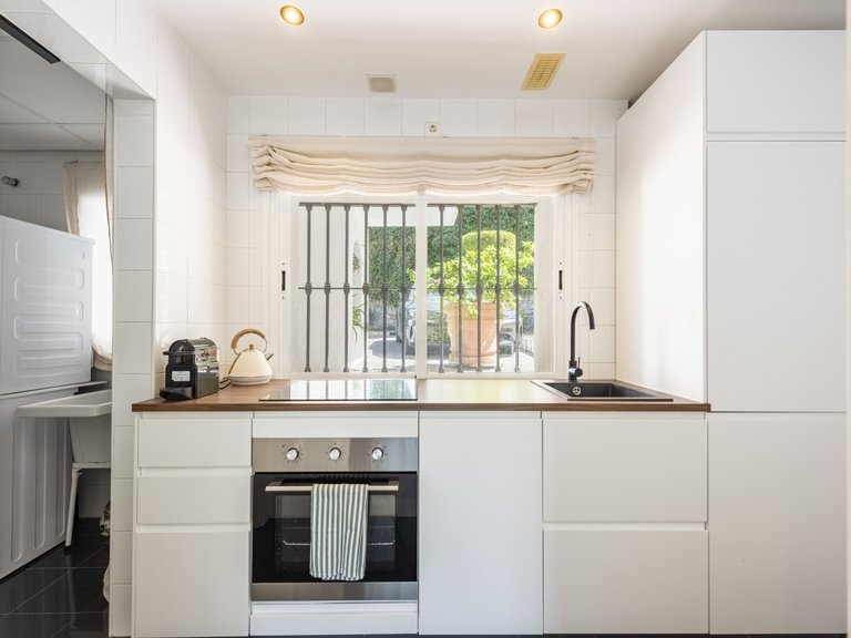 Apartment for Sale in Benahavis, Malaga 8