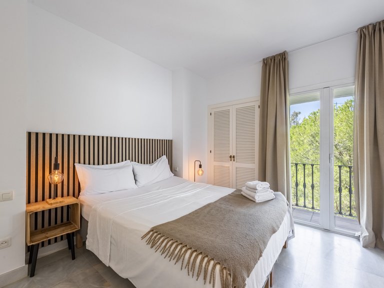 Apartment for Sale in Benahavis, Malaga 11