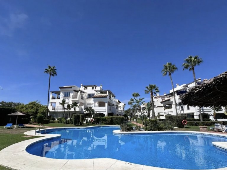 Mellanvåningslägenhet i San Pedro de Alcántara 1