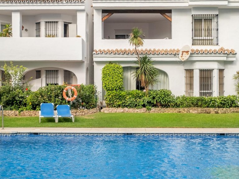 Town House for Sale in Marbella, Malaga 12
