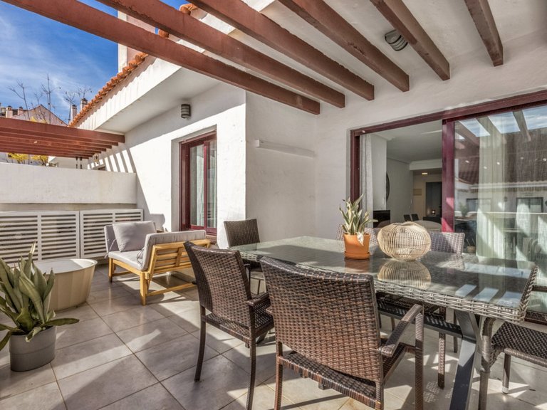 Renoverad 3-rumslägenhet i La Maestranza, Nueva Andalucía 1