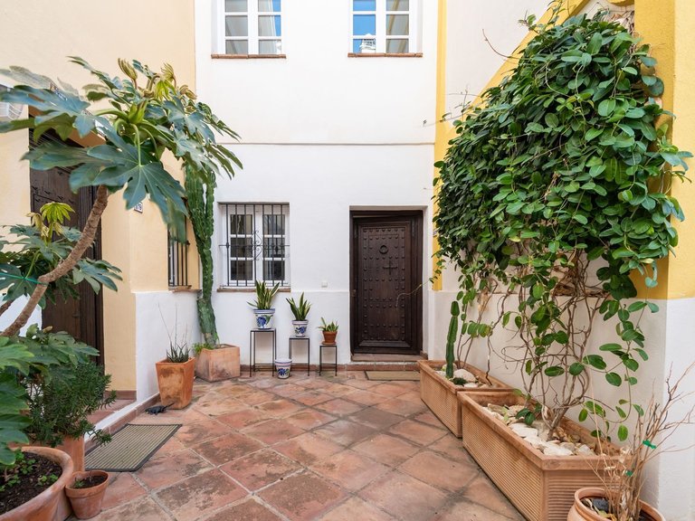 Radhus i La Heredia 7