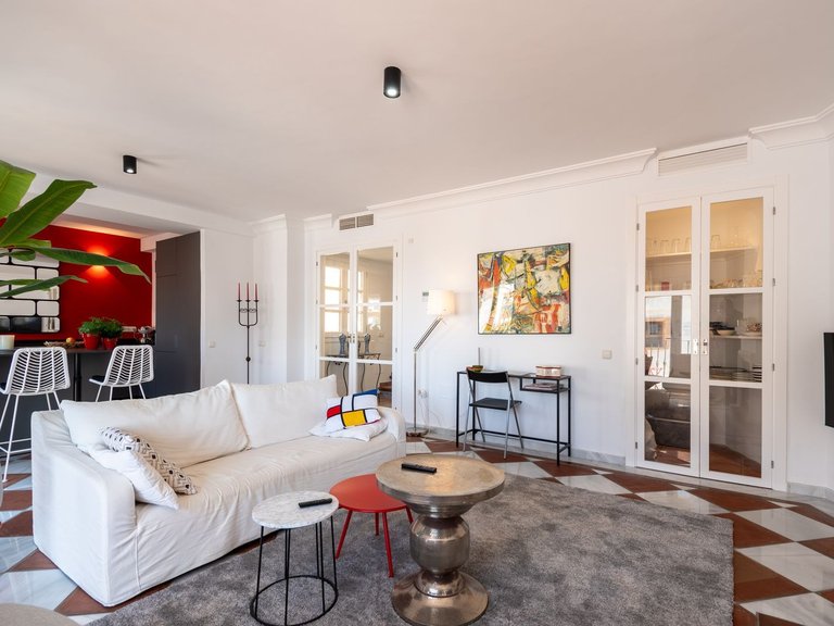 Radhus i La Heredia 18