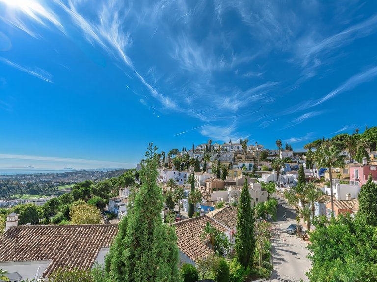 Radhus i La Heredia 33