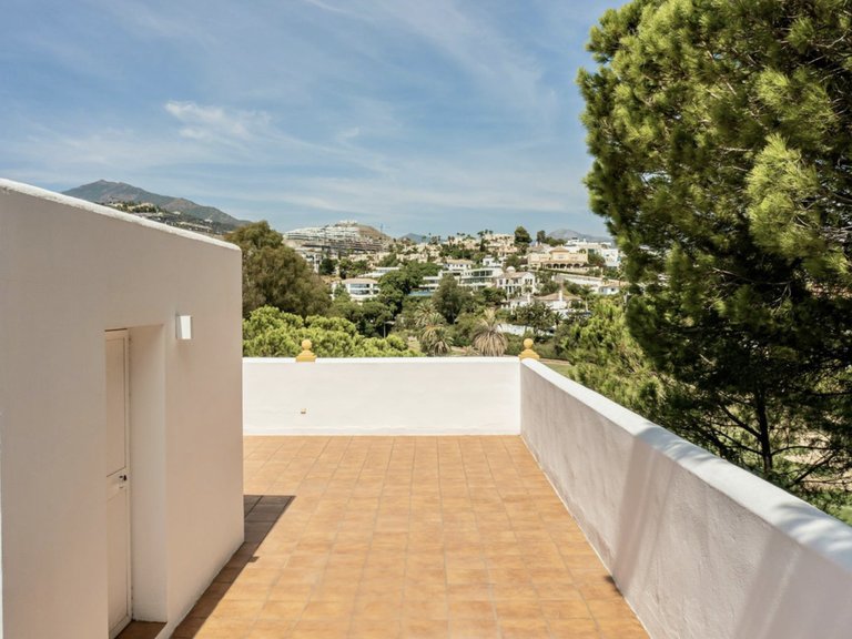 Town House for Sale in Benahavis, Malaga, La Quinta Golf 14