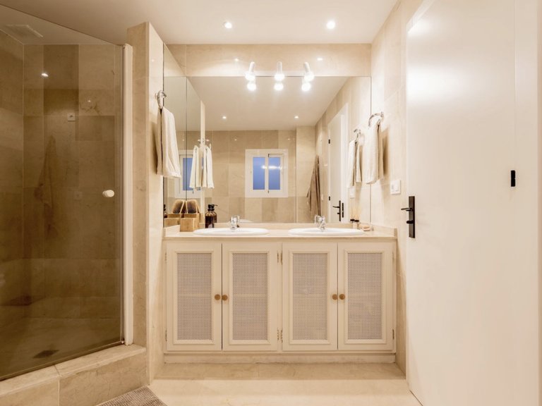 Town House for Sale in Benahavis, Malaga, La Quinta Golf 13