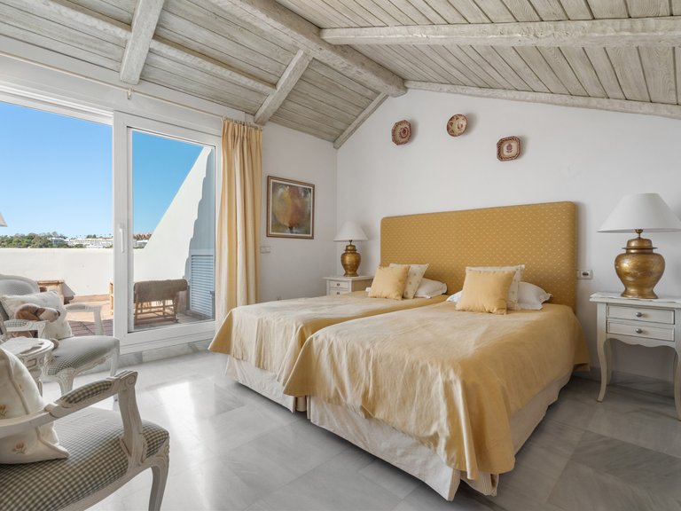 Town House for Sale in Marbella, Malaga 26