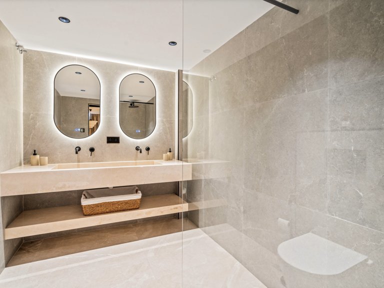 Apartment for Sale in Marbella, Malaga 14