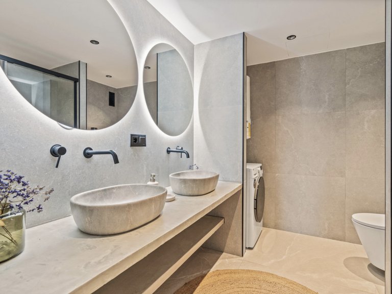 Apartment for Sale in Marbella, Malaga 18